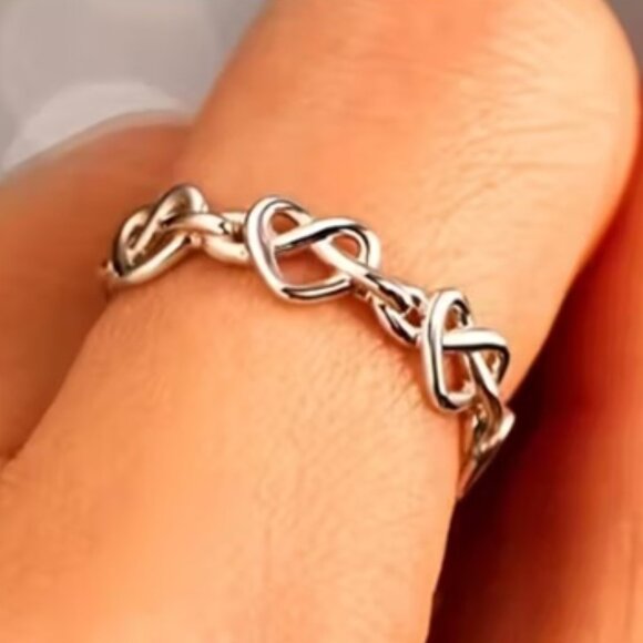 14k Gold Plated Celtic Knot Interlocking Heart Eternal Love Band - Picture 3 of 4